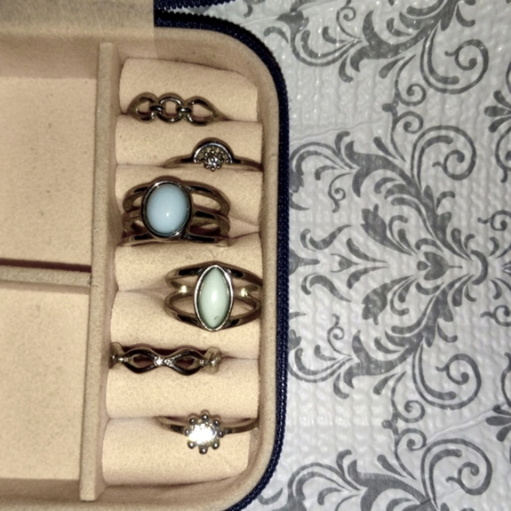 Torrid Ring 6 piece Set Size 7